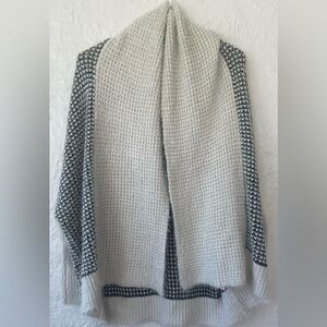 NWT RD Style oversized black / cream acrylic blend open front cardigan; size S